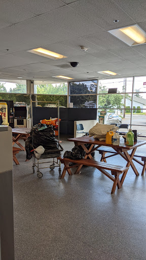 Laundromat «Blue Sky Eco Laundry of Gresham», reviews and photos, 1975 NE Division St, Gresham, OR 97030, USA