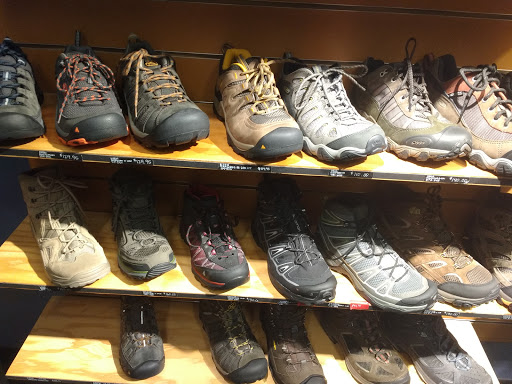 Camping Store «REI», reviews and photos, 400 El Paseo de Saratoga, San Jose, CA 95130, USA