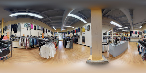 Used Clothing Store «Crossroads Trading Co.», reviews and photos, 128 NW 23rd Ave, Portland, OR 97210, USA