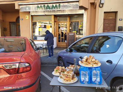 MIAMI BAR RESTAURANT - Avinguda d,Ildefons Cerdà, 82, 08540 Centelles, Barcelona, Spain