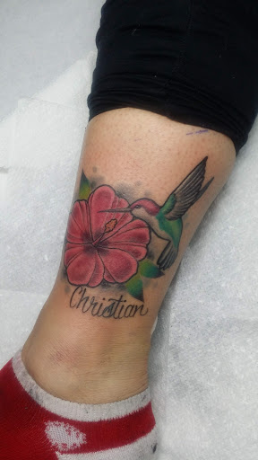 Tattoo Shop «4 Anchors Tattoo», reviews and photos, 2314 Green Bay Rd, North Chicago, IL 60064, USA