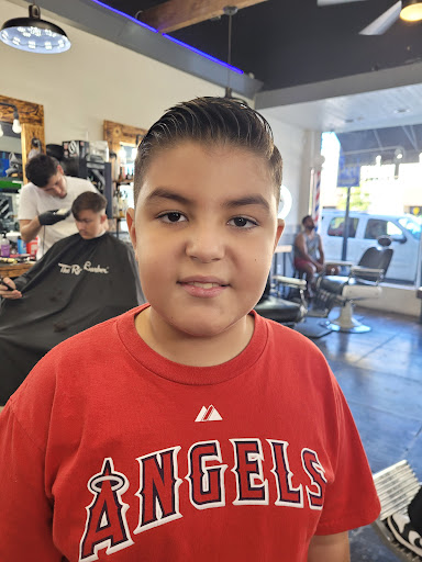 Barber Shop «Identity Barber Shop», reviews and photos, 16733 Bellflower Blvd, Bellflower, CA 90706, USA