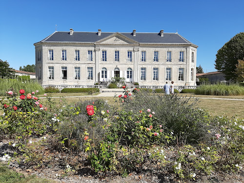 Château de Triac à Triac-Lautrait