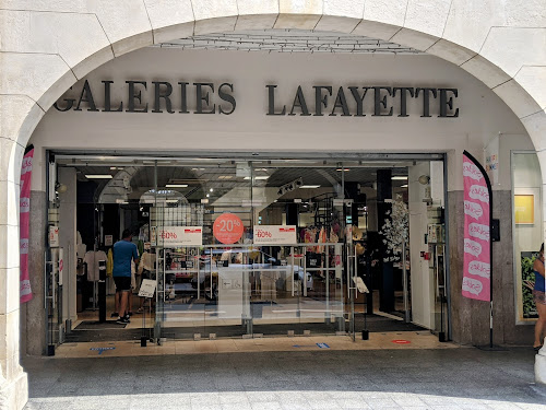 Grand magasin Galeries Lafayette La Rochelle La Rochelle