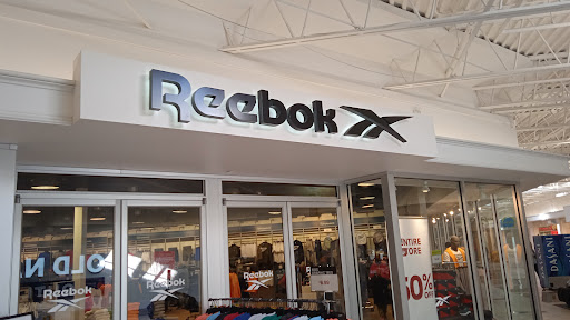 Shopping Mall «Fashion Outlets of Niagara Falls USA», reviews and photos, 1900 Military Rd, Niagara Falls, NY 14304, USA