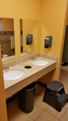 Amusement Center «Catch Air», reviews and photos, 5920 Roswell Rd, Sandy Springs, GA 30328, USA