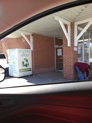 Thrift Store «Village Discount Outlet Store 06», reviews and photos, 2706 165th St, Hammond, IN 46323, USA