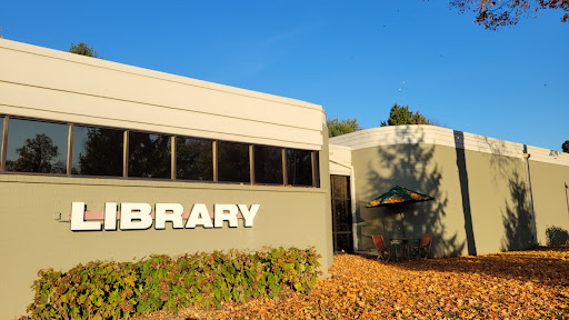 Beavercreek Community Library image 4