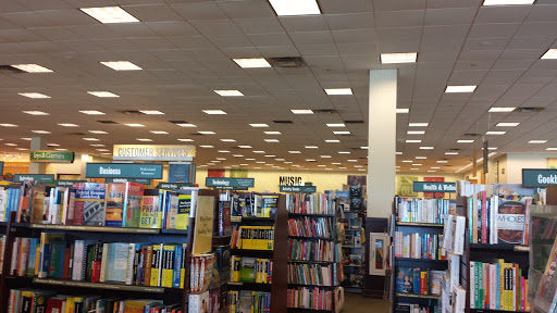 Book Store «Barnes & Noble Booksellers - Bandera», reviews and photos, 11711 Bandera Rd, San Antonio, TX 78250, USA