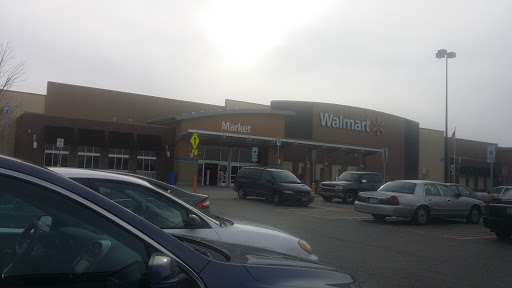 Department Store «Walmart Supercenter», reviews and photos, 1300 Desplaines Ave, Forest Park, IL 60130, USA