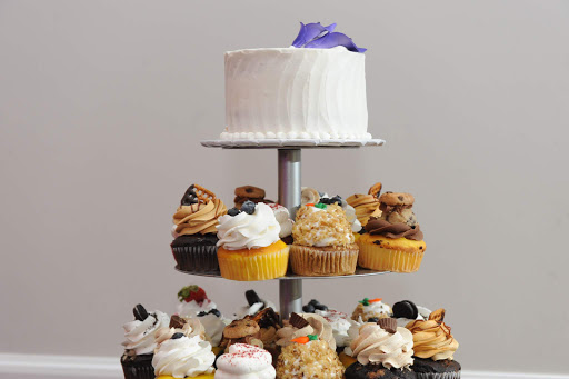 Bakery «Just Desserts», reviews and photos, 1 Main St, Bridgewater, MA 02324, USA