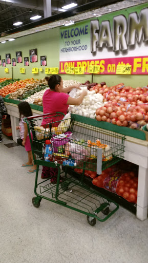 Grocery Store «Food Town | North Sam Houston», reviews and photos, 2770 North Sam Houston Pkwy W, Houston, TX 77038, USA