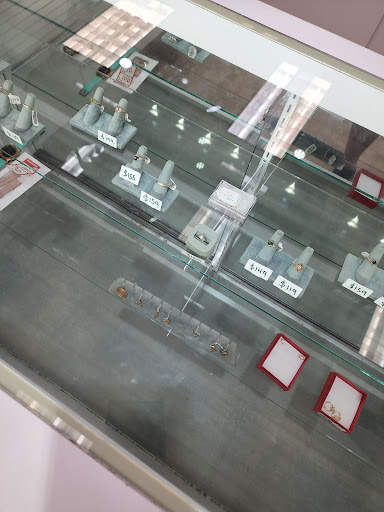 Pawn Shop «Capital Pawn», reviews and photos, 3250 Woods Edge Pkwy, Bonita Springs, FL 34134, USA