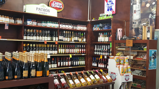 Liquor Store «Royal Oaks Liquors», reviews and photos, 511 N 1st Ave, Arcadia, CA 91006, USA