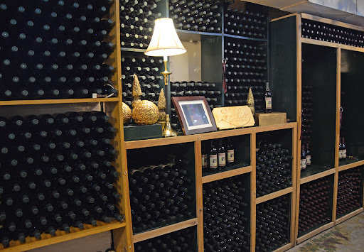 Winery «Lanthier Winery», reviews and photos, 123 Mill St, Madison, IN 47250, USA