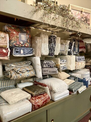 Winterberry Store and Antiques