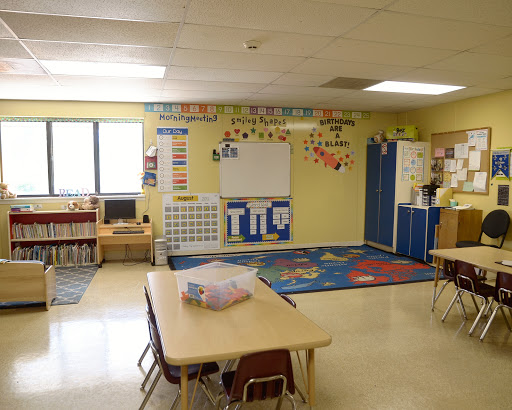 Day Care Center «La Petite Academy of Schaumburg, IL», reviews and photos, 651 Windsor Dr, Schaumburg, IL 60193, USA