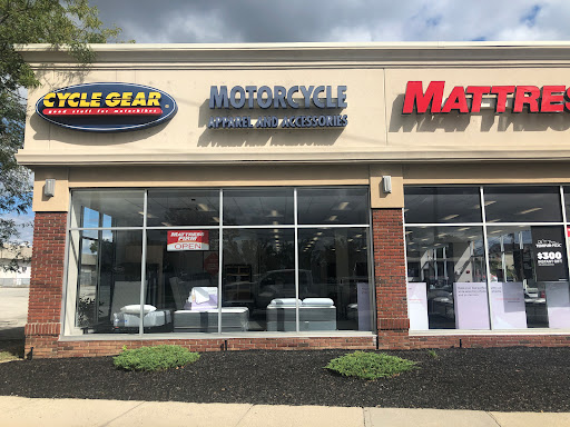 Motorcycle Parts Store «Cycle Gear», reviews and photos, 137 N Broadway, Hicksville, NY 11801, USA