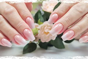 Mary Nails image