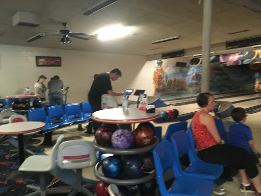 Bowling Alley «Adventure Bowling Center», reviews and photos, 7940 Railroad Ave, Snoqualmie, WA 98065, USA