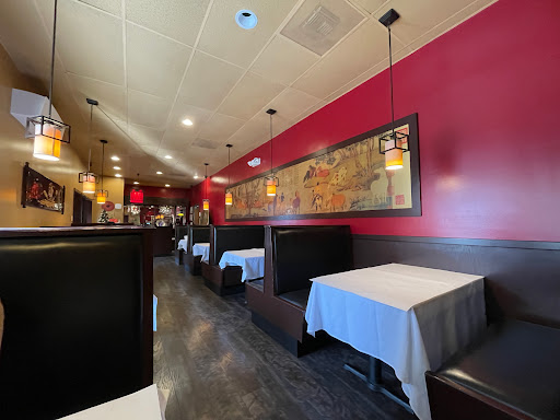 Chinese Restaurant «Rainbow Garden», reviews and photos, 1402 S Neil St, Champaign, IL 61820, USA