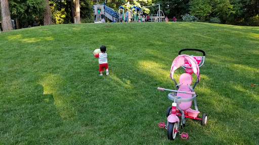 Park «Goldsmith Neighborhood Park», reviews and photos, 14475 NE 35th St, Bellevue, WA 98007, USA