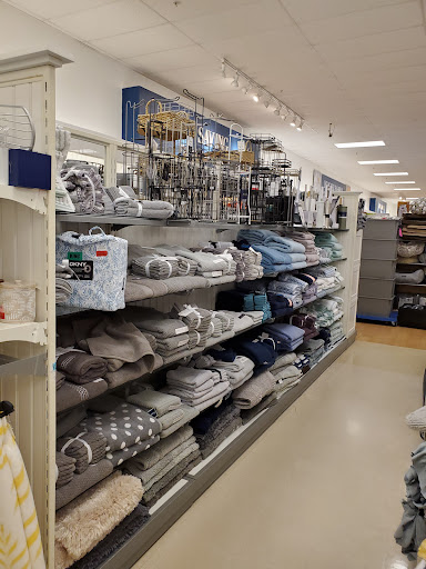 Department Store «Marshalls», reviews and photos, 550 Kinderkamack Rd, Emerson, NJ 07630, USA