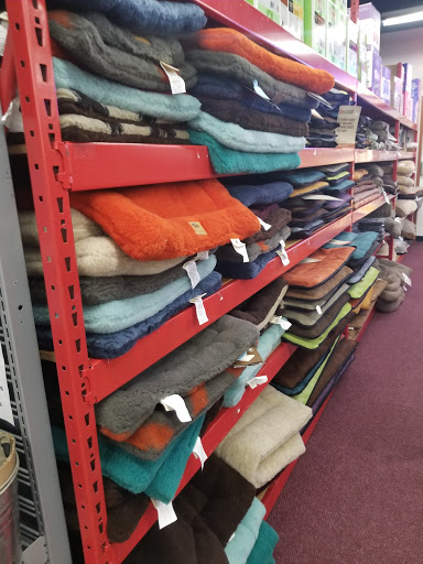 Pet Supply Store «Western Pet Supply», reviews and photos, 6908 SW Beaverton Hillsdale Hwy, Portland, OR 97225, USA