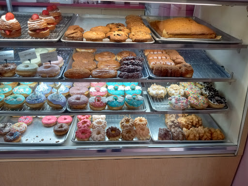 Donut Shop «Luvn Donuts», reviews and photos, 1421 W MacArthur Blvd # D, Santa Ana, CA 92704, USA