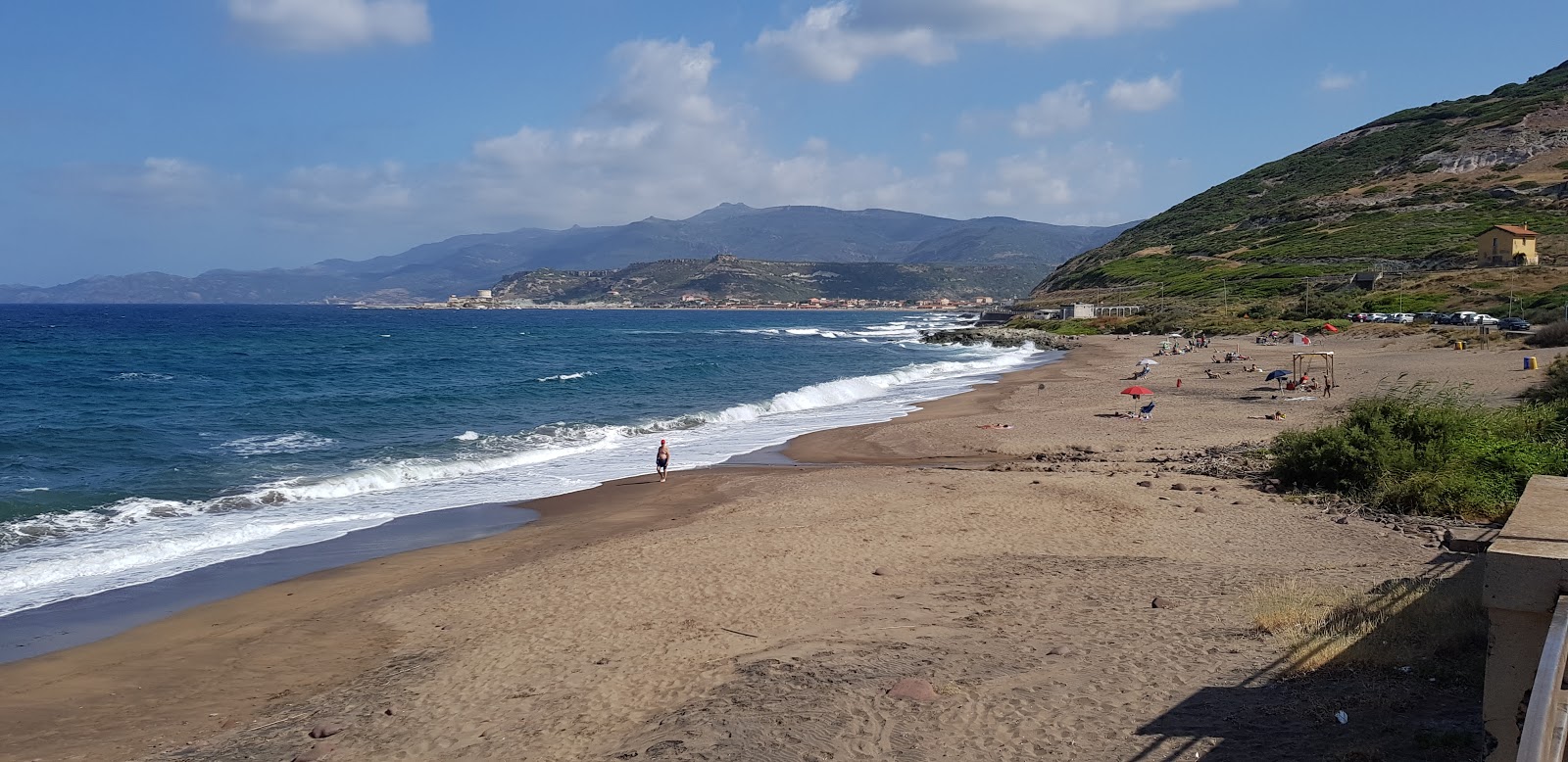 Turas beach的照片 带有宽敞的海岸