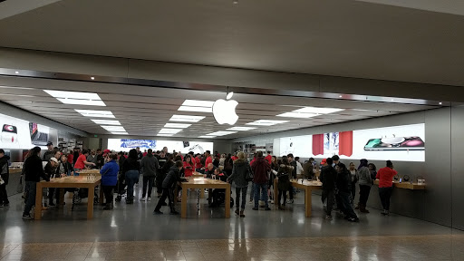 Computer Store «Apple Westfarms», reviews and photos, 500 W Farms Mall, Farmington, CT 06032, USA