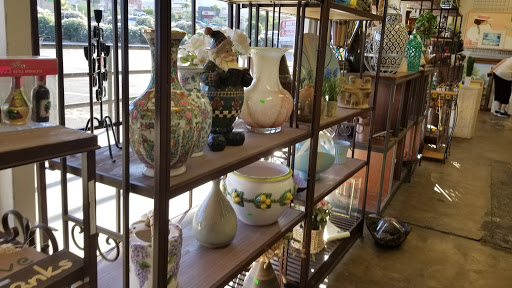 Thrift Store «Angel View Resale Store - Palm Desert», reviews and photos