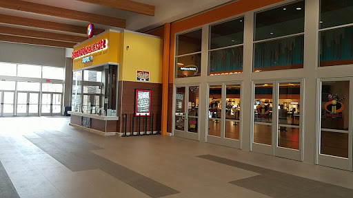 Movie Theater «Regal Cinemas Three Rivers Mall 12 & RPX», reviews and photos, 341 Three Rivers Dr, Kelso, WA 98626, USA