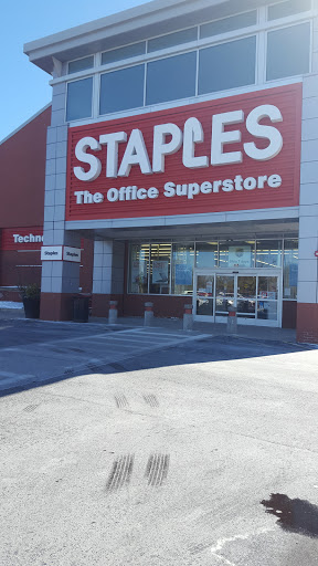 Office Supply Store «Staples», reviews and photos, 165 Middlesex Ave, Somerville, MA 02145, USA