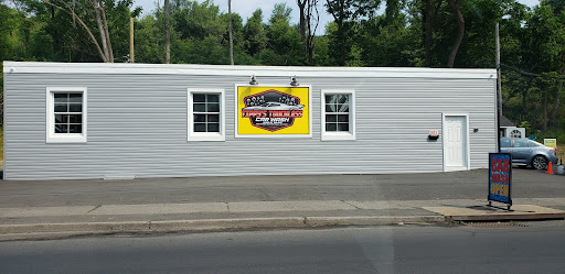 TIPPY’S TOUCHLESS CAR WASH en Whitehall