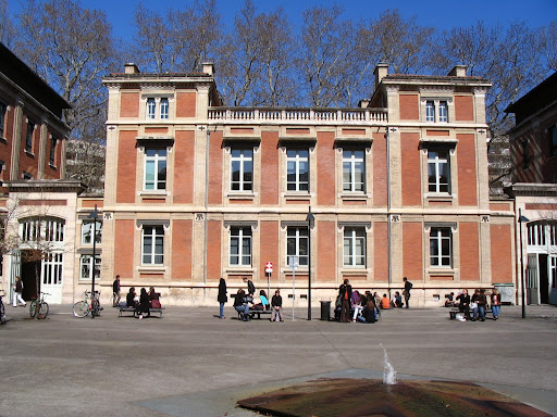 Toulouse School of Economics