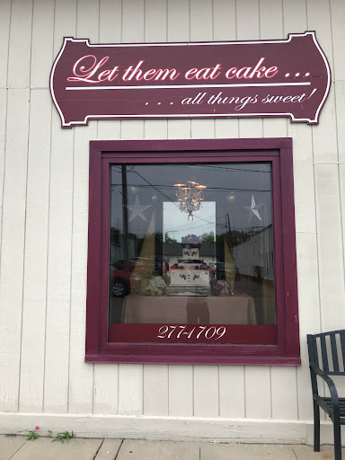 Let Them Eat Cake, 405 Maple St, West Des Moines, IA 50265, USA, 