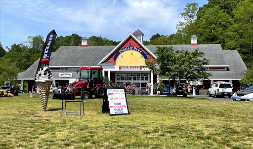 Wine Store «Wine & Liquor Warehouse», reviews and photos, 465 Albany Turnpike, Canton, CT 06019, USA