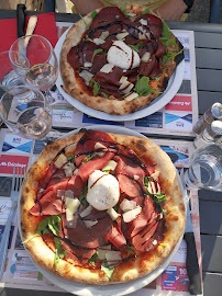 Pizza du Restaurant italien La Dolce Vita ~ Ristorante&Pizzeria / St Clair du Rhône à Saint-Clair-du-Rhône - n°17