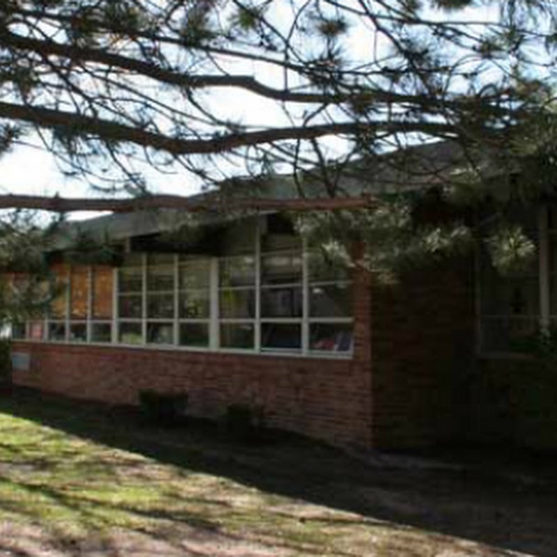 Pioneer Park Elementary School