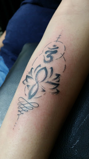 Tattoo Shop «Powers Tattoos & Body Piercing Studio», reviews and photos, 1122 N 10th St # E, McAllen, TX 78501, USA