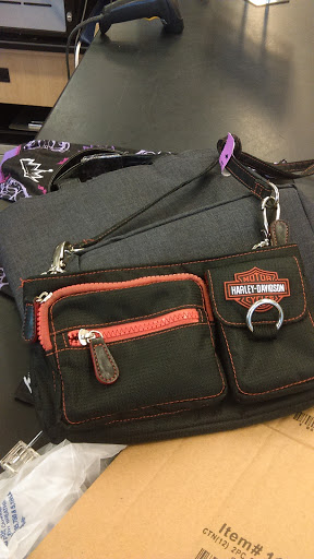 Thrift Store «Goodwill Littleton - Simms», reviews and photos, 11561 W Hialeah Pl, Littleton, CO 80127, USA