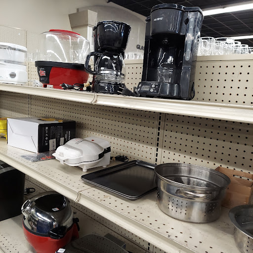 Thrift Store «Lakewood Goodwill», reviews and photos, 6002 Mt Tacoma Dr SW, Tacoma, WA 98499, USA