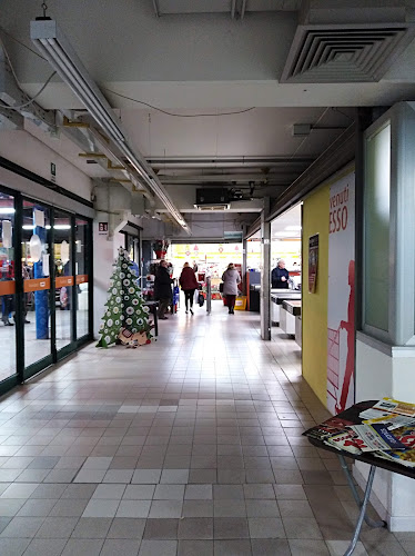 Recensioni di La Cittadella Del Gran Sole a Salerno - Centro commerciale