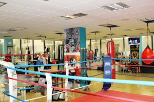 Escuela de Boxeo - Club de la Lucha Madrid image