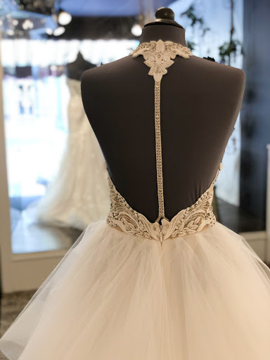 Bridal Shop «J & B Bridals & Formals», reviews and photos, 136 S Main St, Chambersburg, PA 17201, USA