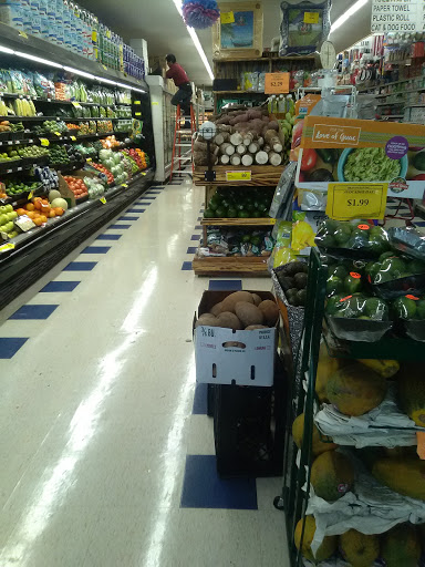 Grocery Store «Bravo Supermarkets», reviews and photos, 228 Penn St, Reading, PA 19602, USA