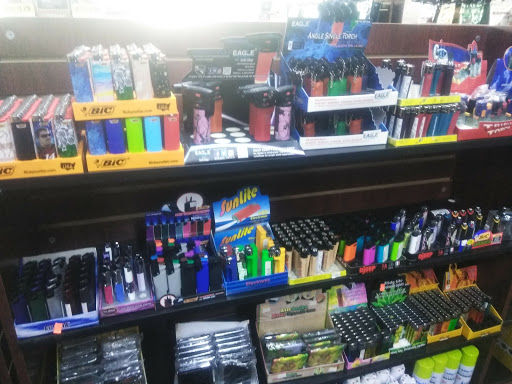 E-commerce Service «Smoke Shop», reviews and photos, 3363 Auburn Rd, Auburn Hills, MI 48326, USA