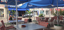 Atmosphère du Café Café Des Glaces à Aix-Villemaur-Palis - n°2