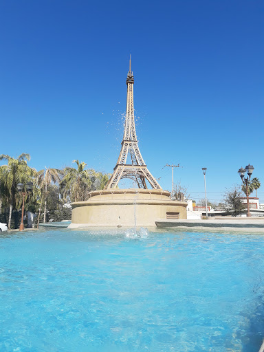 Torre Eiffel de Torreón Jardín (Torreón, Coahuila) ♡♡☆☆